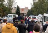 СК: При стрельбе в школе в Ижевске погибли 13 человек, в том числе семеро детей