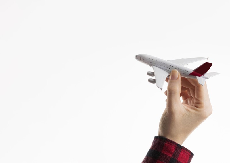 https://img.freepik.com/free-photo/hand-holding-airplane-figurine-with-copy-space_23-2148775845.jpg?t=st=1733735749~exp=1733739349~hmac=3063e5fbf1bccdd3e7ee6eaf8ed1b76d27116e618ff0df9a616ef6b3bd69dcb1&w=996 Новые правила авиаперелетов с 1 сентября 2025 года