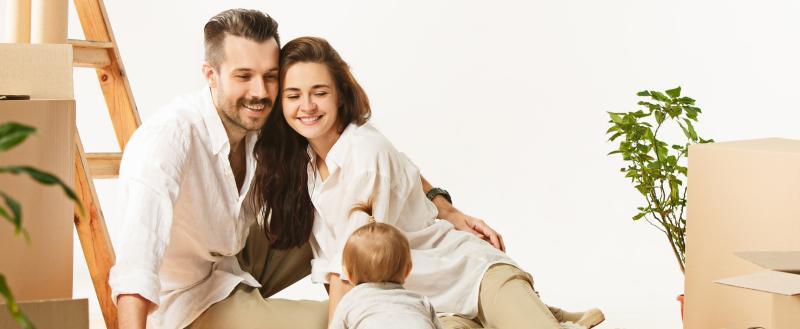 https://img.freepik.com/free-photo/couple-moving-new-home-happy-married-people-buy-new-apartment-start-new-life-together_155003-7795.jpg?t=st=1737367776~exp=1737371376~hmac=02d549b253abc34082b17cc9d9700b29bbb7ce8846aa1865f85c65cb2f170730&w=1060 Как наделять долями детей и супруга при использовании материнского капитала?