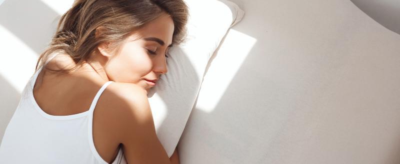 https://img.freepik.com/free-photo/young-beautiful-woman-lying-bed-early-morning_176420-3617.jpg?t=st=1744183272~exp=1744186872~hmac=ff796b090a82a053cf01eeac1ca8d0ebb1207d344b31f43179d103e11bd455f0&w=1060 Сон - секрет суперсилы человека