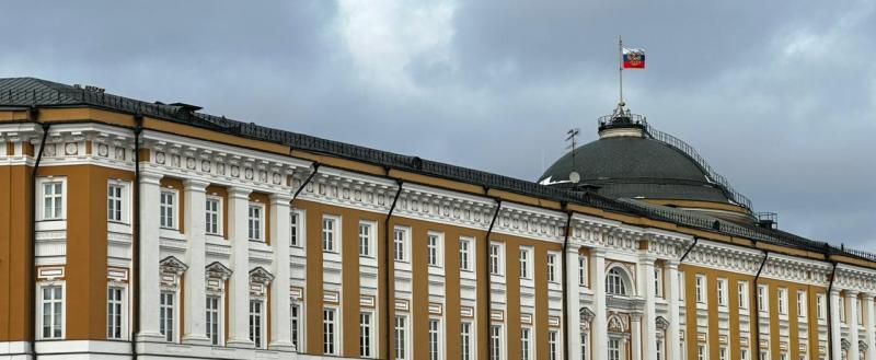Льготы при поступлении в вузы для детей защитников, поддержка МСП и другие законы июня