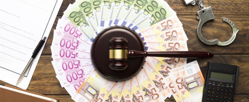 https://ru.freepik.com/free-photo/arrangement-with-money-gavel-calculator-contract_5128246.htm#fromView=search&page=1&position=17&uuid=6b91cac8-e2d1-44af-92ef-3eb98abca75e&query=реестр+должников+прокуратура Предусмотрено создание реестра должников по алиментам