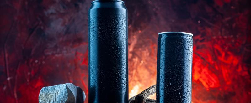 https://ru.freepik.com/free-photo/front-view-energy-drink-cans-red-drink-alcohol-photo-darkness_14779868.htm#fromView=image_search_similar&page=1&position=6&uuid=915157ca-502e-4241-905f-a4cce8a1b6fd&query=энергетик Введена административная ответственность за нарушение запрета продажи безалкогольных тонизирующих напитков (в том числе энергетических) несовершеннолетним
