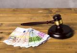 Работник магазина попытался похитить деньги с кассы
