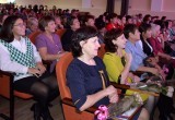 "Почетный труд — воспитывать детей!": в ДК "Горняк" состоялся концерт для педагогов
