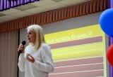 Предприниматель Ясного, Елена Долгополова, провела встречу со старшеклассниками