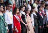 Медалисты и актив Комаровской школы на балу лучших выпускников Оренбургской области